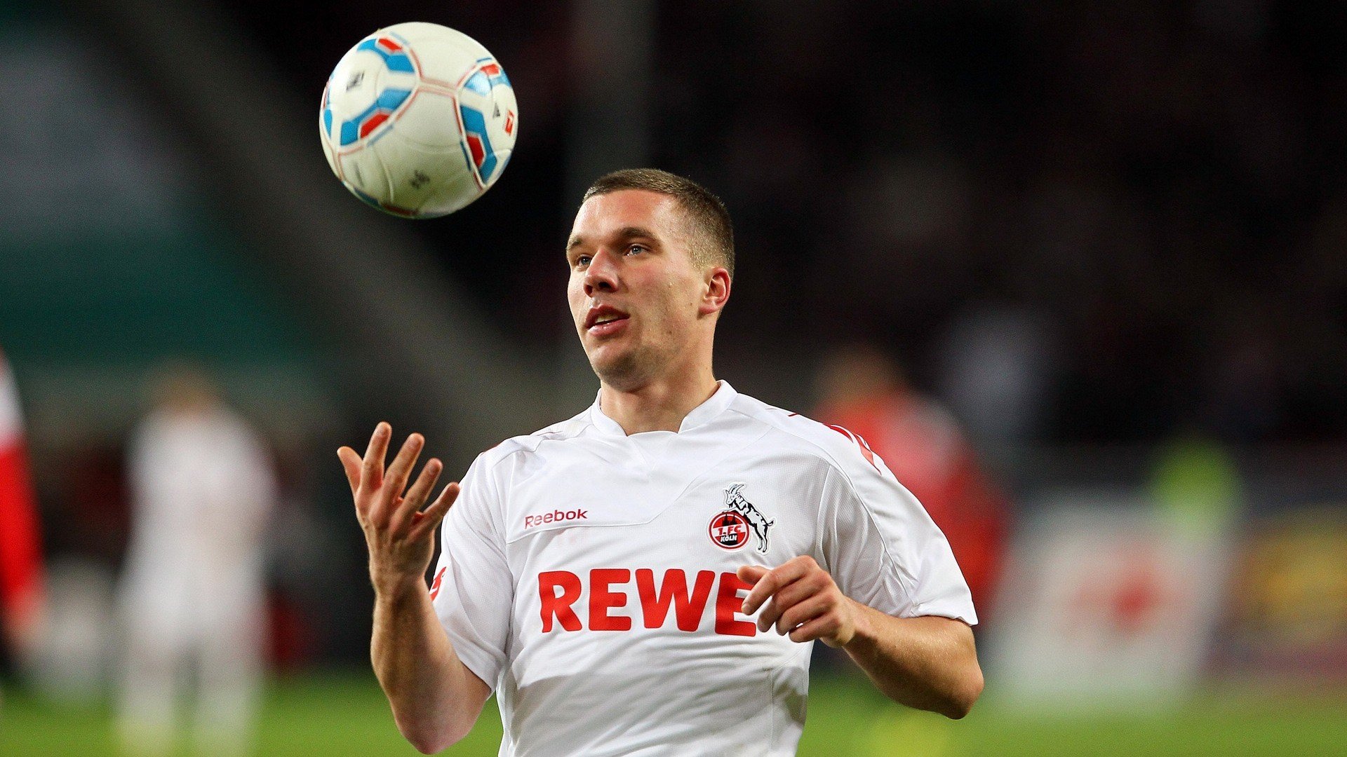 意甲球队的绝佳配合：串联出精彩场面，意甲球队的关系及恩怨